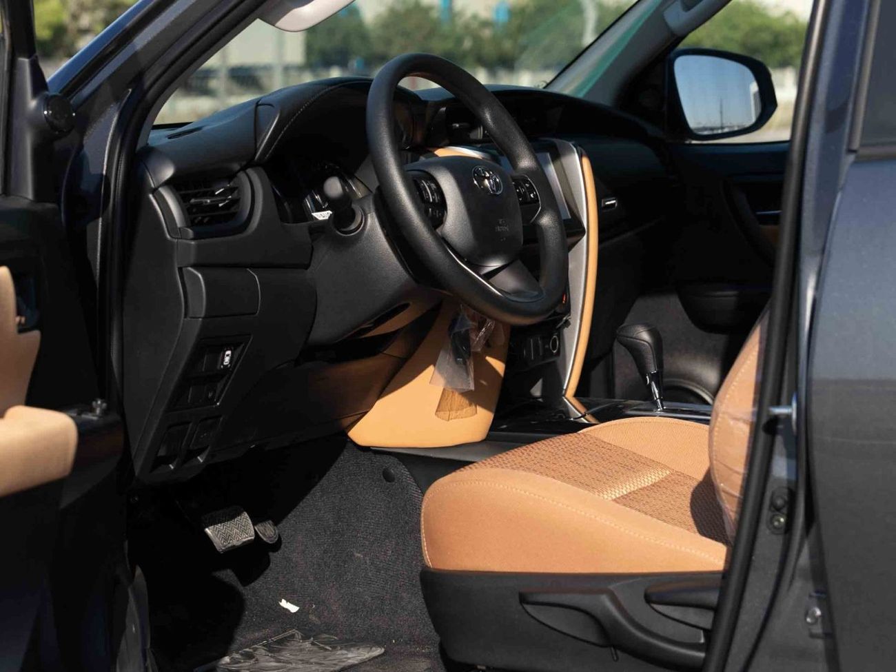 Toyota Fortuner 2025 Toyota Fortuner LOW 2.4 - Grey Mettalic inside Chamois | Export Only