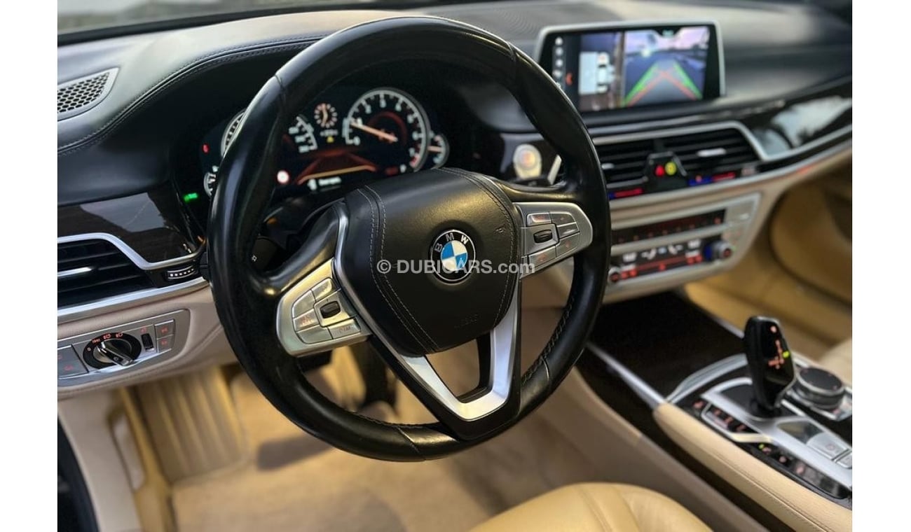 BMW 730Li Luxury BMW 730LI 2.0 2018 GCC FULL OPTION ORIGINAL PAINT FULL SERVICE HISTORY