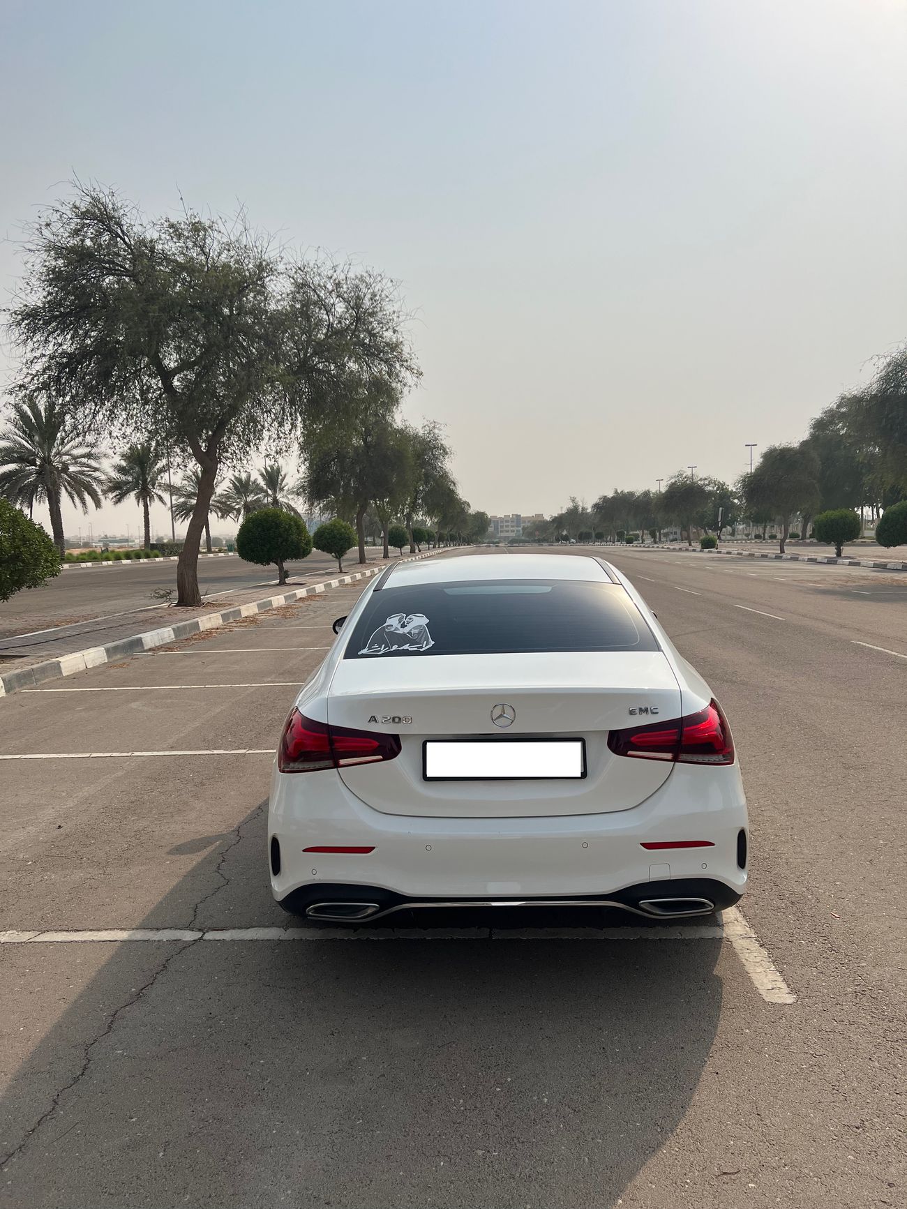 Mercedes-Benz A 200 Premium + 2.0L