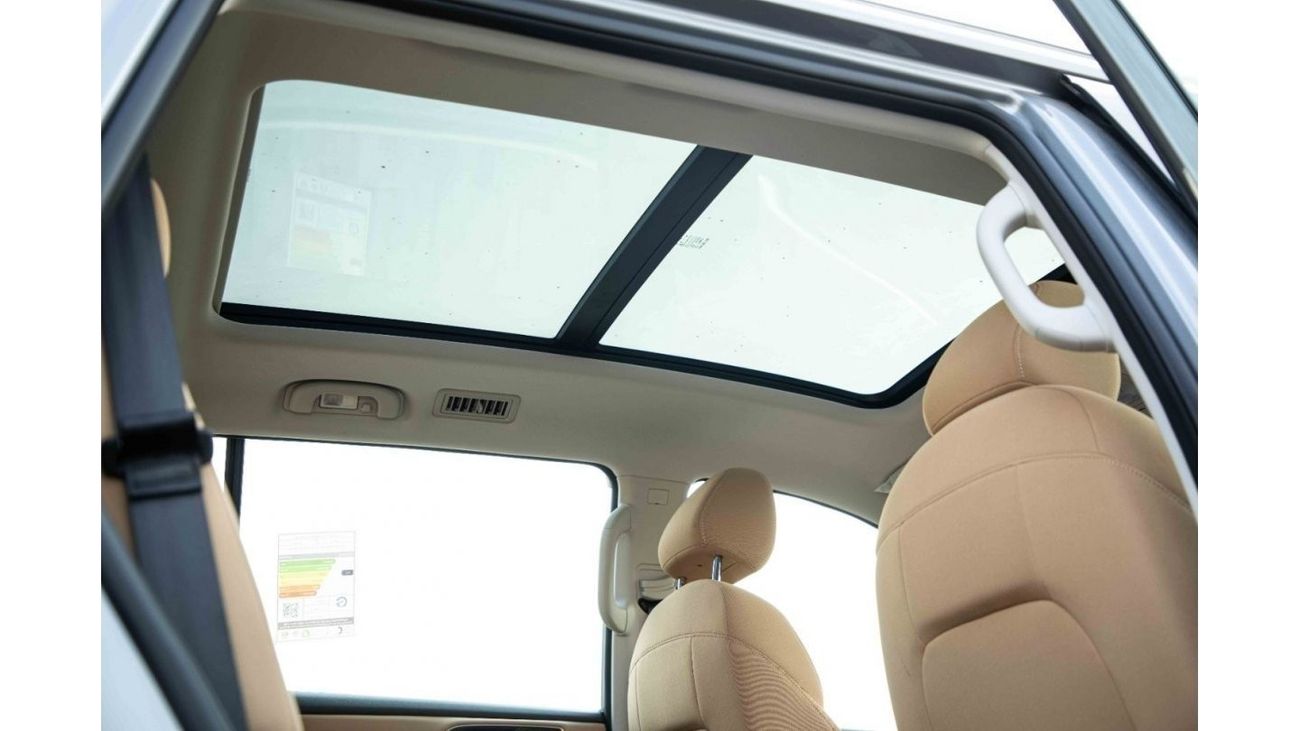 MG RX8 2023 MG RX8 4X4 2.0 STANDARD - Black inside Beige