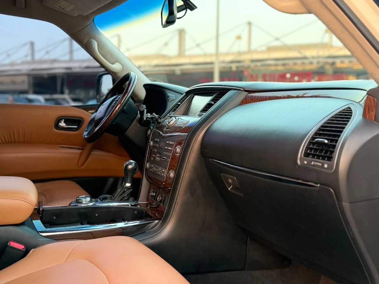 Nissan Patrol SE PLATINUM CITY