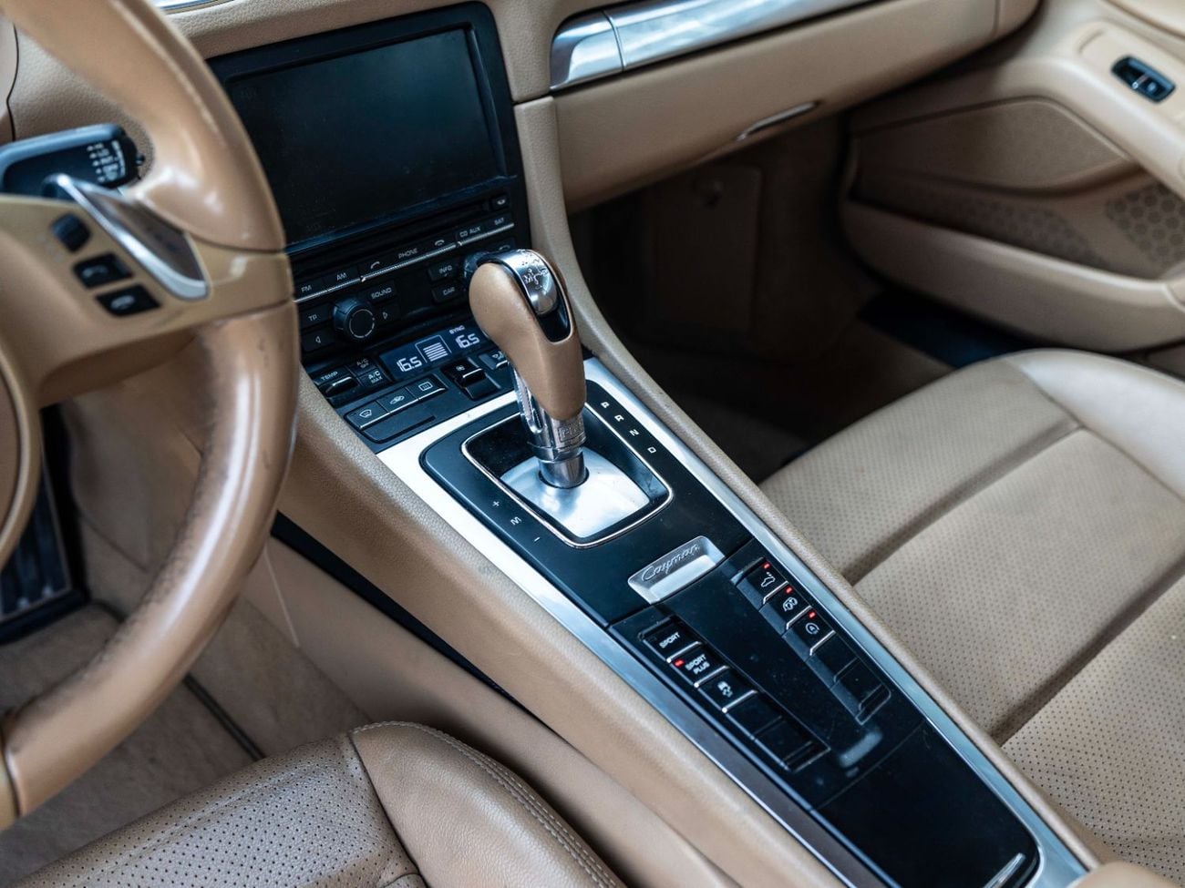 Porsche Cayman S 3.4L (320 HP)