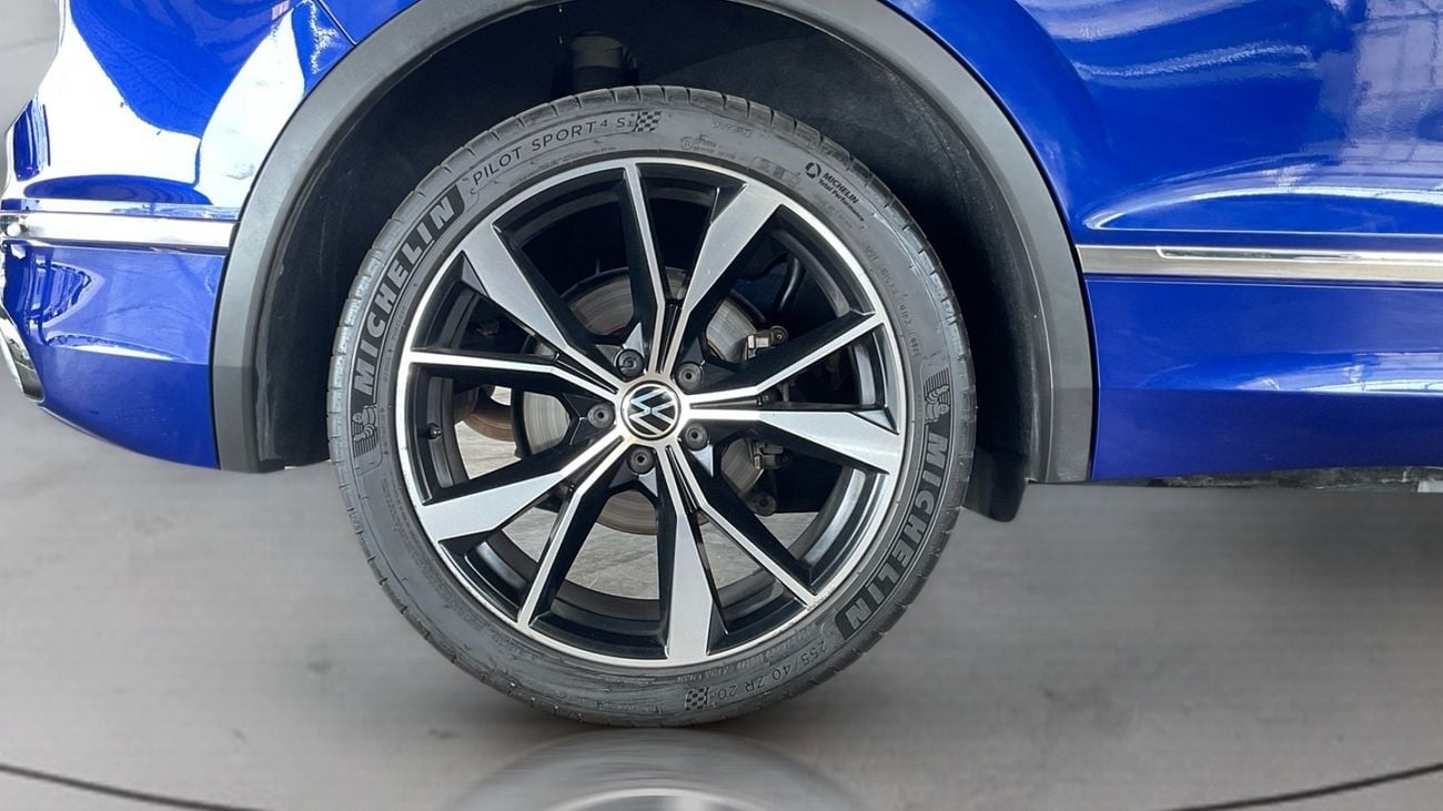 Volkswagen Tiguan FL R-LINE | Guaranteed Warranty | 0 Down Payment