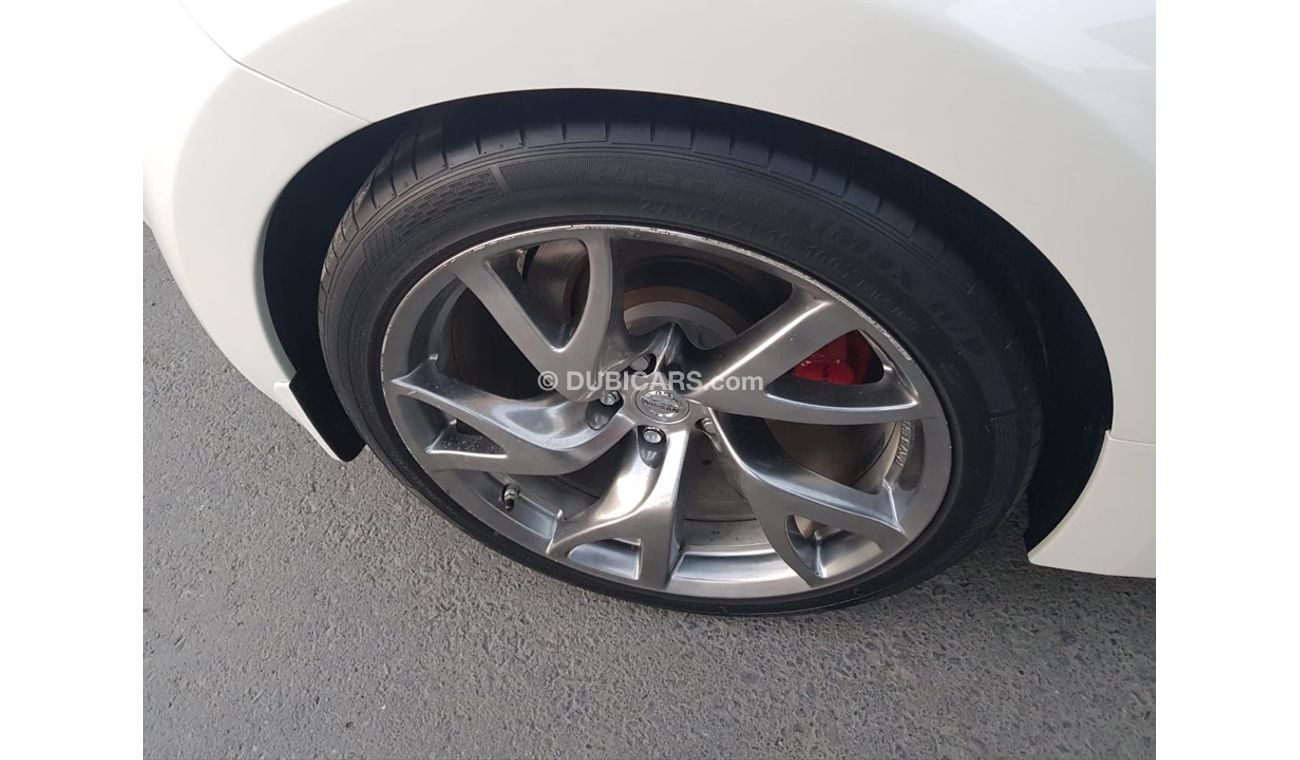 نيسان 370Z نيسان Z موديل 2014 السياره بحاله ممتازه من الداخل والخارج ولا تحتاج اي مصروف فل اوبشن ماشي 30الف فقط