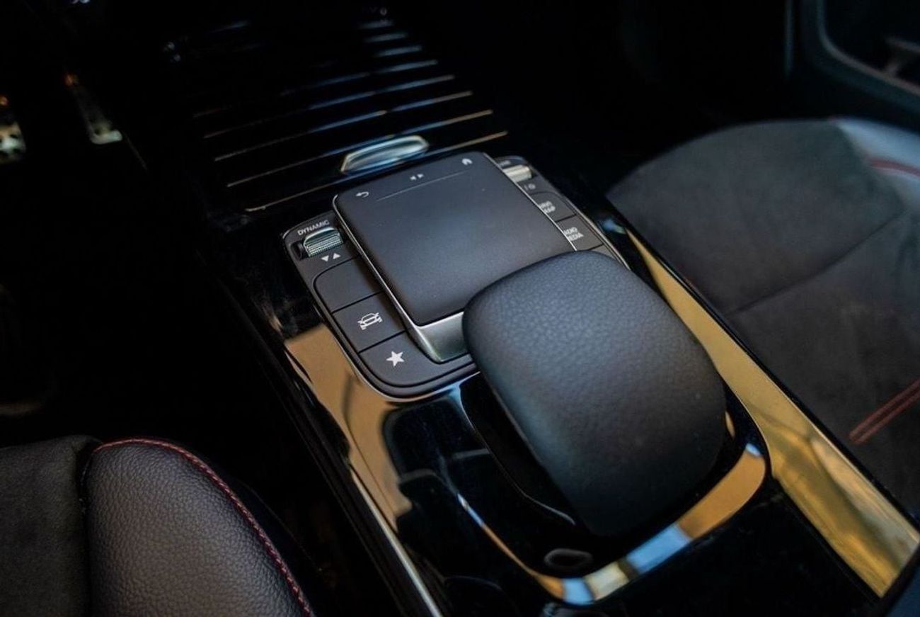 مرسيدس بنز A 180 Mercedes-Benz A180 2022 European Spec (Clean Tittle) under Warranty with Flexible Down-Payment.