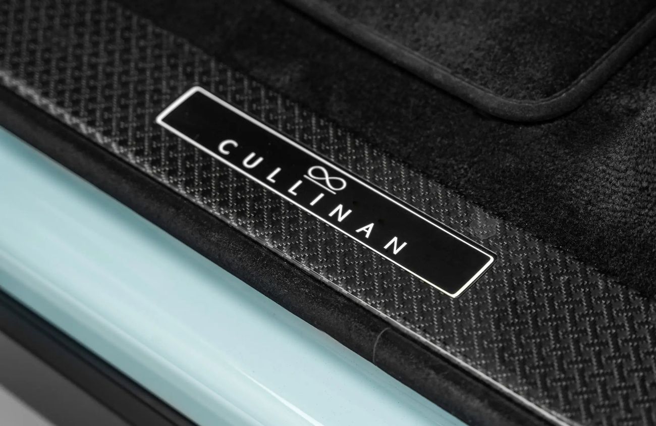 Rolls-Royce Cullinan 6.75L V12 Twin-Turbocharged Engine