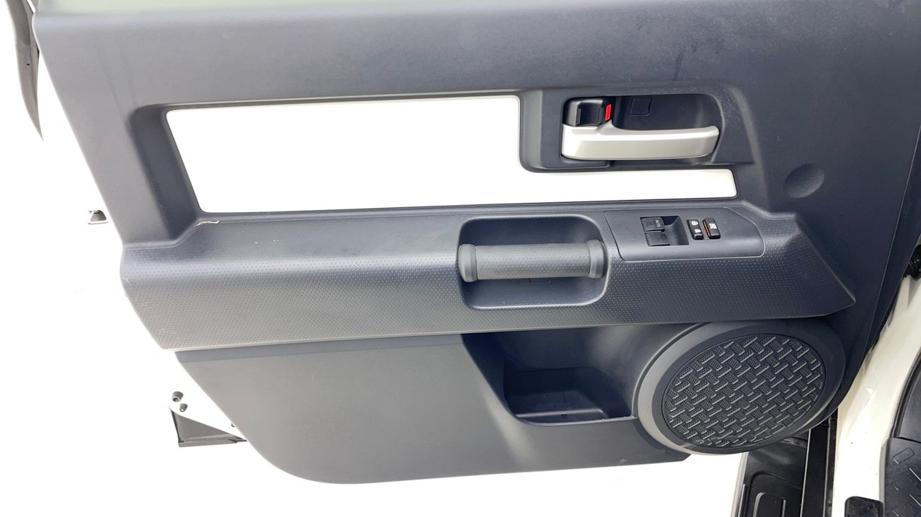 Toyota FJ Cruiser GXR 4 | Zero Down Payment | Home Test Drive