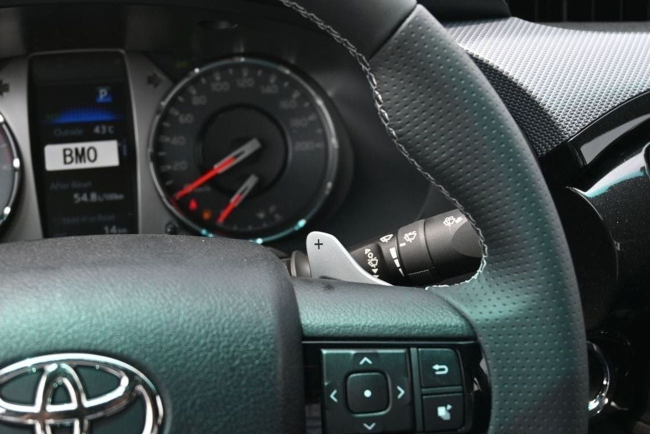 تويوتا هيلوكس GR Sport 2.8L Toyota Hilux GR-Sport 2.8L Diesel 4WD Pickup, Model 2024, Color White (Export Price)