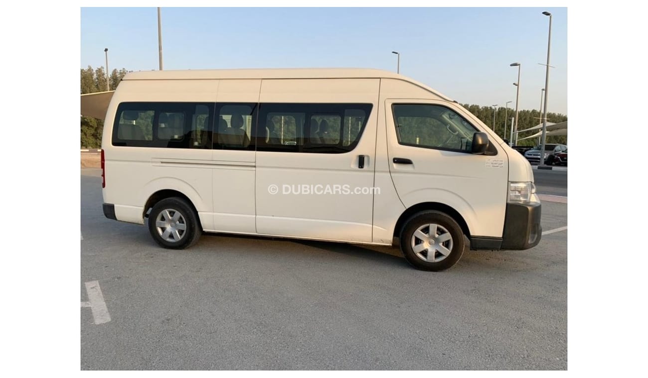 Toyota Hiace Toyota Hiace 2017 high roof very good condition