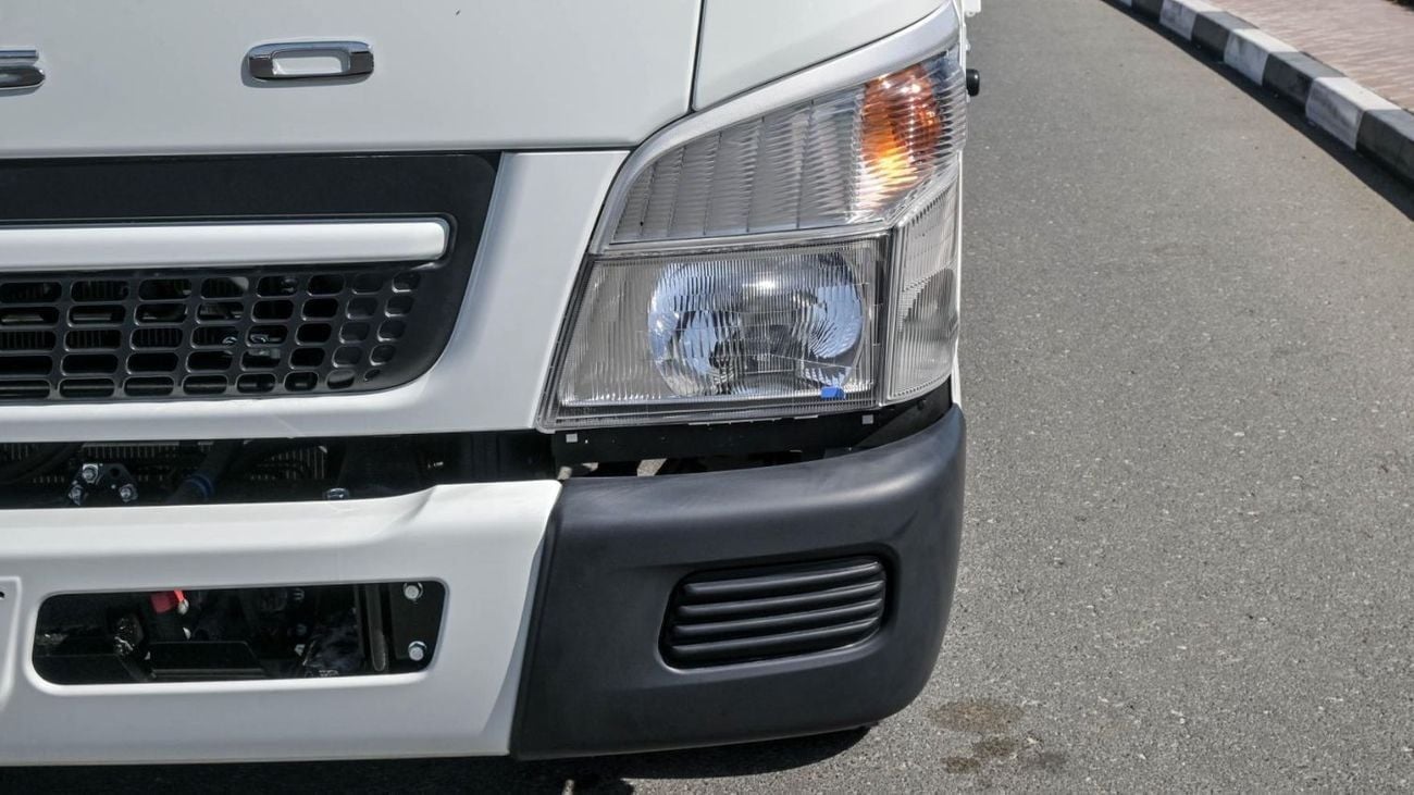 Mitsubishi Canter Van Brand New MItsubishi Canter Cargo 2026 Export 4.2L 2WD M/T Diesel|White/Black|CANTER14FT-170-26|