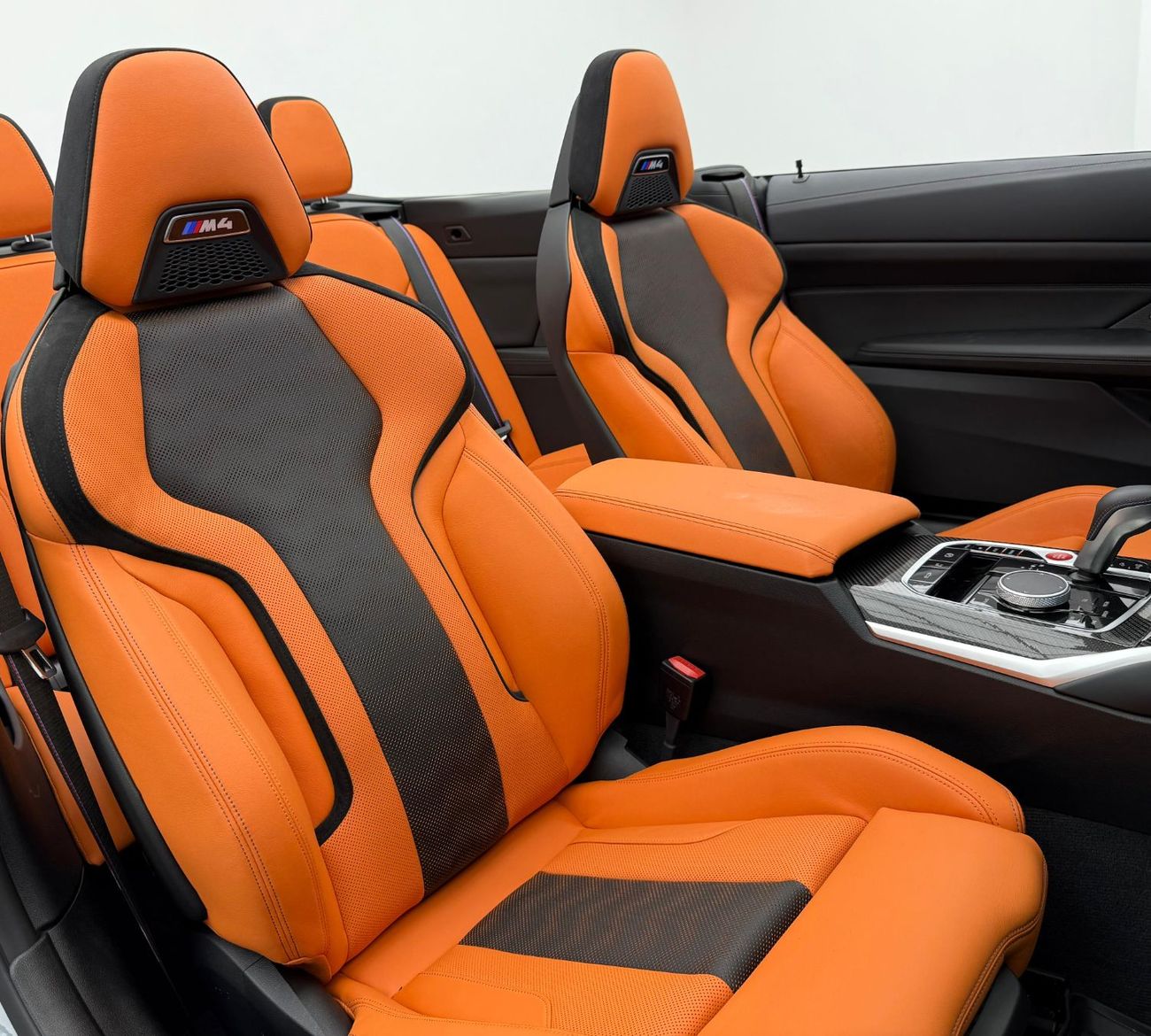 BMW M4 Competition 3.0L 2025 BMW M4 Competition Convertible, Warranty, Very Low Km, Excellent Condition, Ko