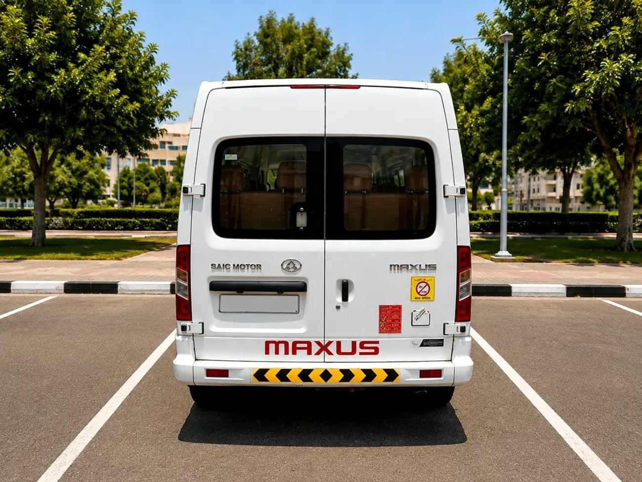Maxus V80 Standard GCC Specs 15seats 2wd diesel
