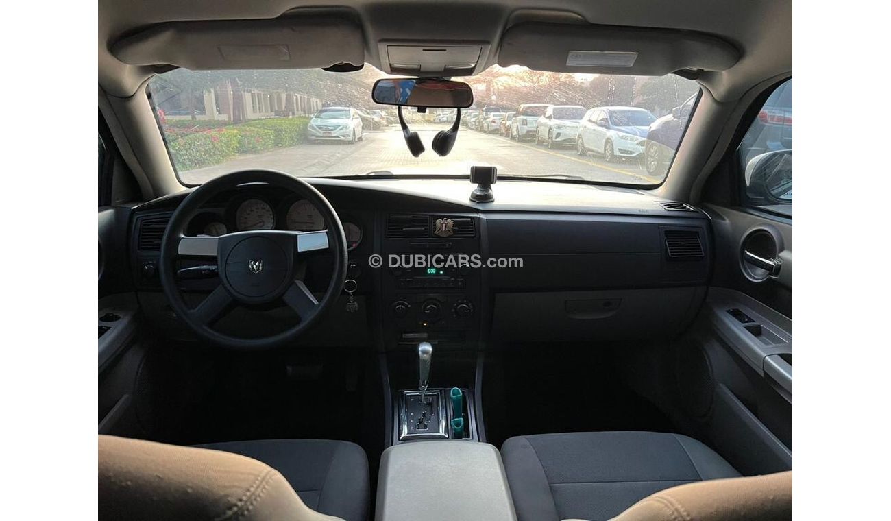 Used Dodge Charger 2006 for sale in Dubai 719887