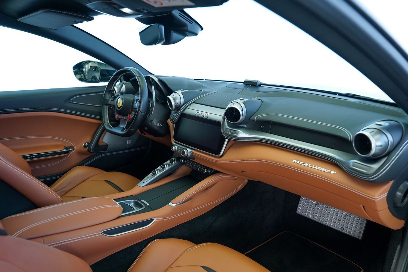 Ferrari GTC4 Lusso T