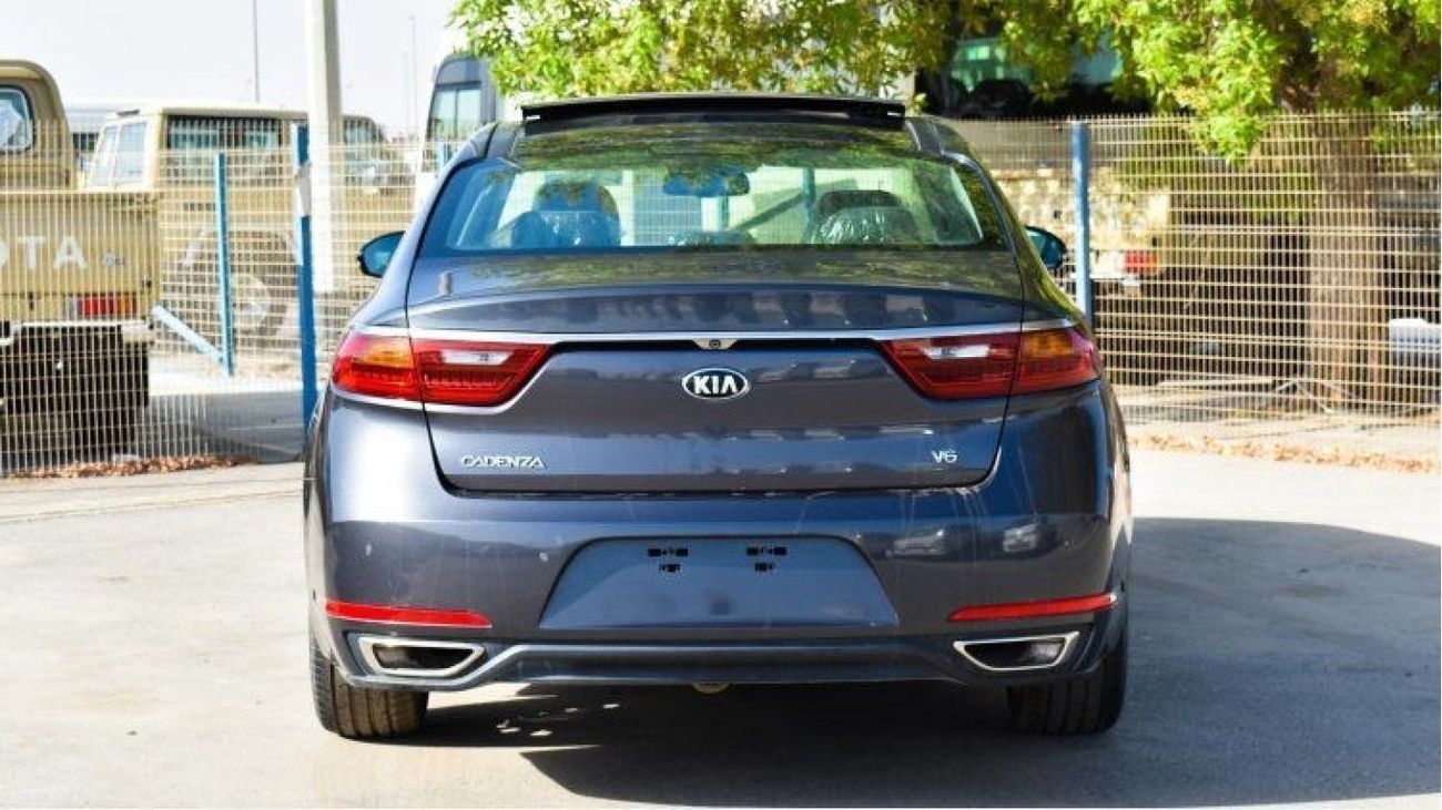 كيا كادنزا LX