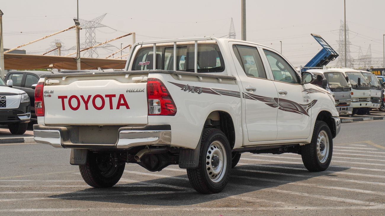 Toyota Hilux GL-2  D-4D  2.4L DIESEL M/T