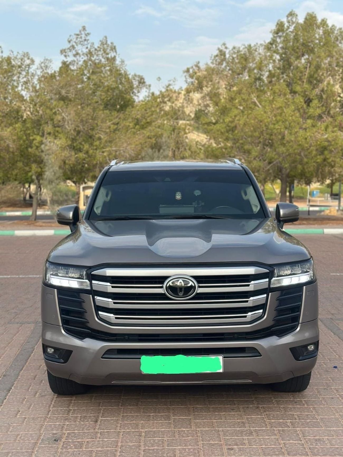 Toyota Land Cruiser GXR 2022 MODEL Twin Turbo Full Option Car is Very Clean and Perfect Condition