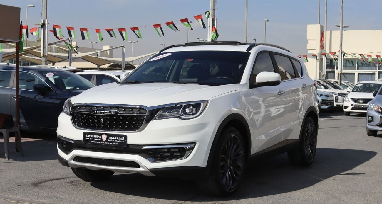 Jetour X70 Plus Luxury 1.6T Jetour X70 Plus - 2023 - GCC-  Full Option - 7 Seats - low mileage - 1.5 L - Excellent C