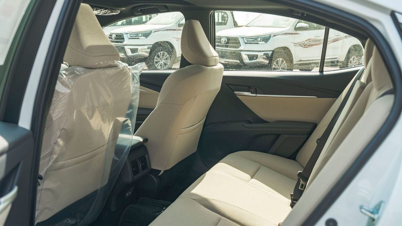 تويوتا كامري 2026 Toyota Camry LE facelift 2.5L Petrol AT with Sunroof - GCC (Export price)