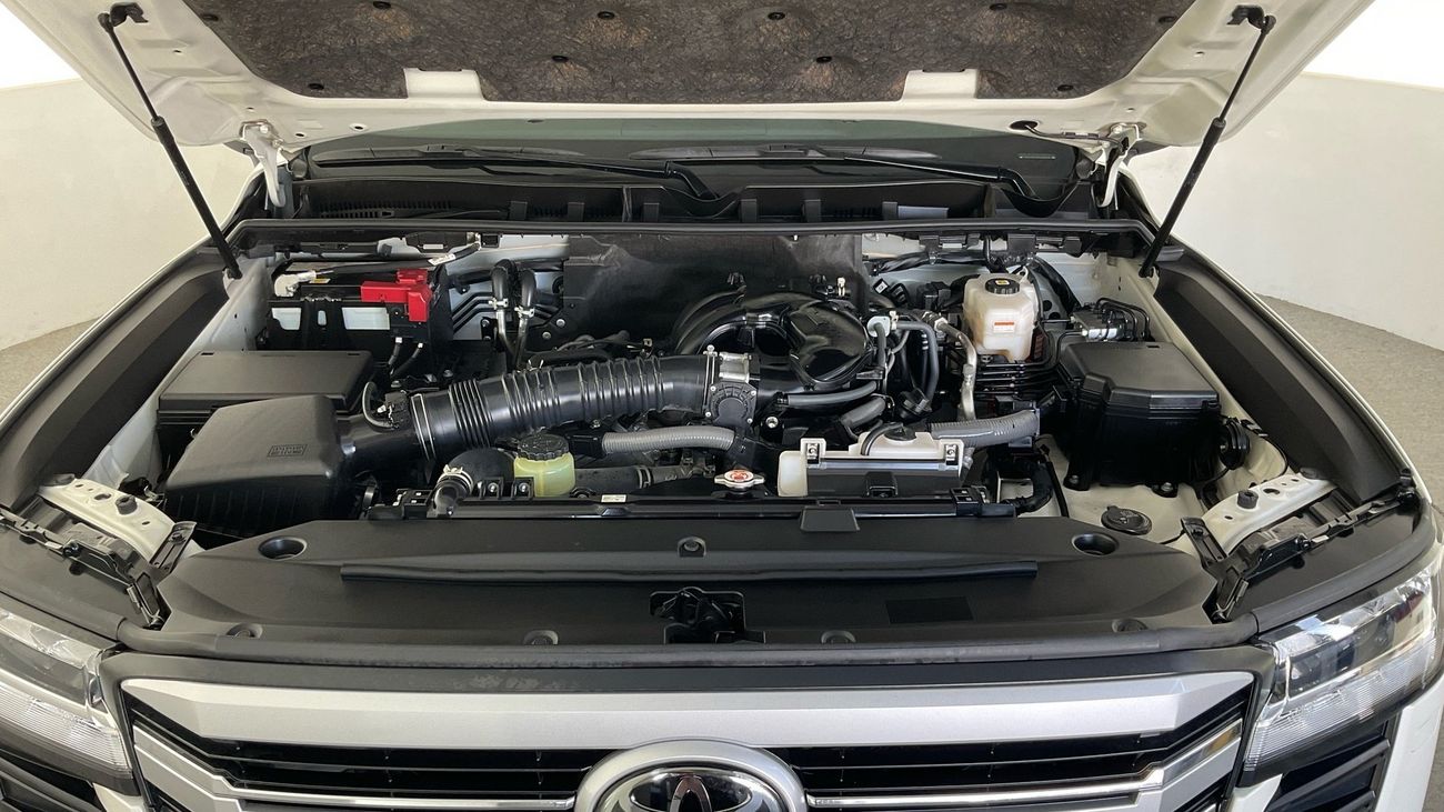 تويوتا لاند كروزر GXR | upto AED 20,000 Ramadan Discount | شامل الضمان | 0 ﺪﻔﻋﺓ ﺃﻮﻟﻯ