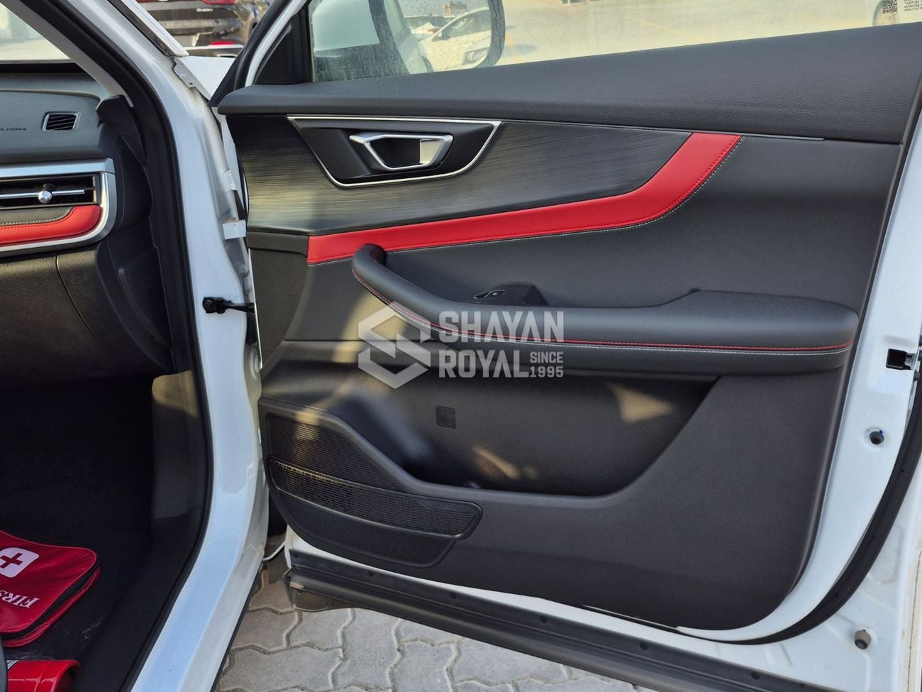Chery Tiggo 7 CHAMPION LUXURY 1.5L TURBO PETROL AT 2026MY
