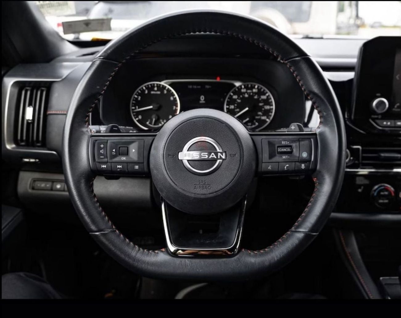 Nissan Pathfinder SL
