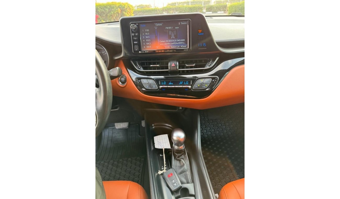 Toyota CHR 2018 PUSH START 2.0L AWD CANADA SPEC