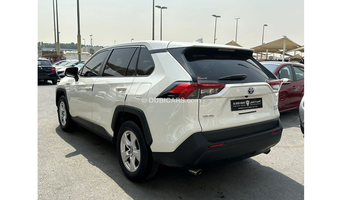 Toyota RAV4 HYBRID 2021 - RAV4 - GCC - ACCIDENTS FREE - ORIGINAL PAINT