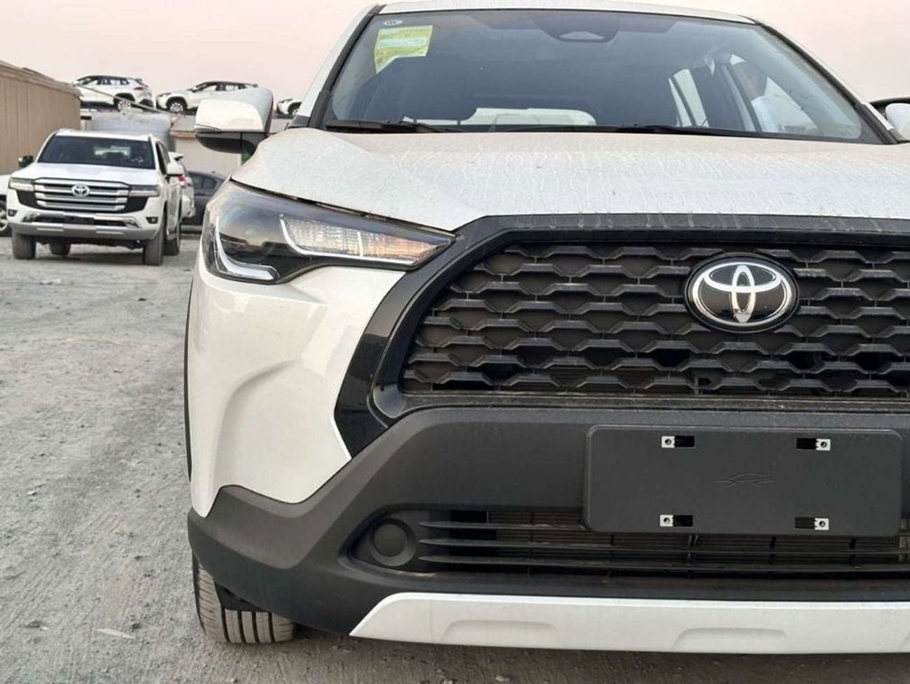 Toyota Corolla Cross 2.0L (HEV) FRONT WHEEL DRIVE 5 SEATS 5 DOOR