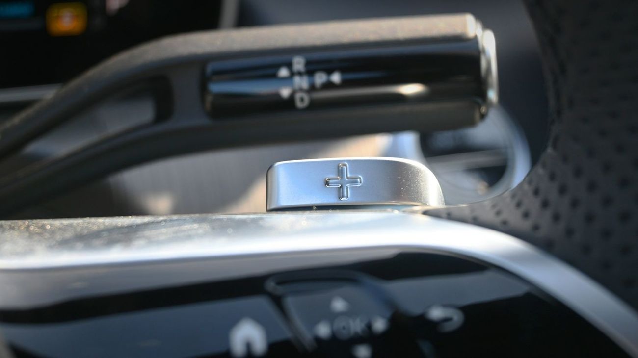 Mercedes-Benz C 200 Mercedes C200 L 2025 1.5L 4 Cylinder 170 hp  4 Doors 5 Seats White outside Black inside