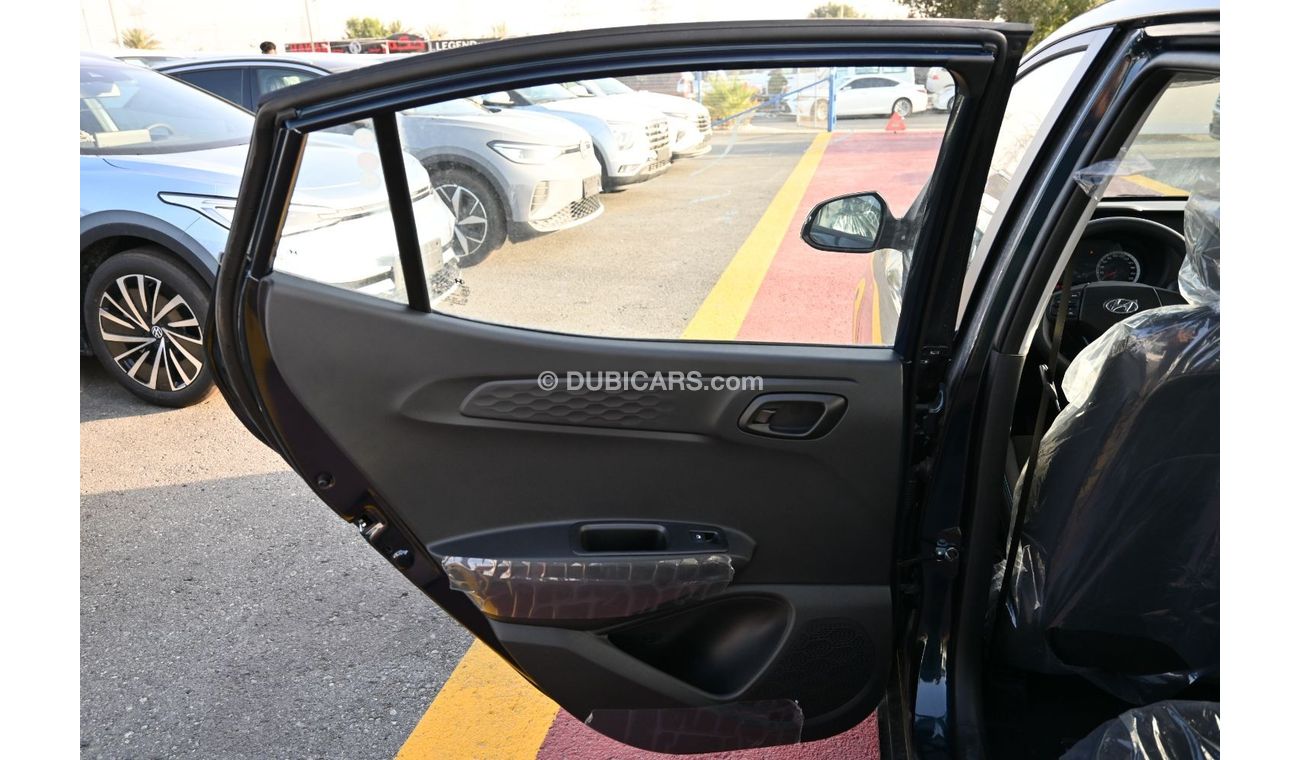 هيونداي جراند i10 هيونداي جراند آي 10 سعة 1.2 لتر بنزين هاتشباك دفع أمامي 4 أبواب لون أخضر موديل 2022