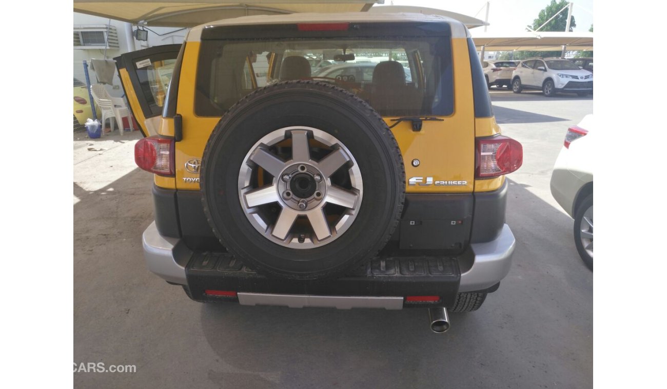 Toyota FJ Cruiser 4LTR V6