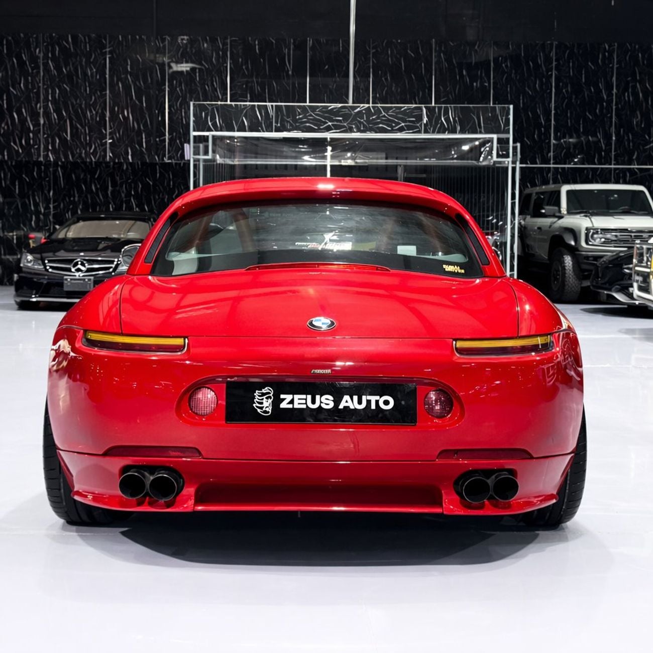 BMW Z8 4.9L,V8 ,   6 Speed Manual