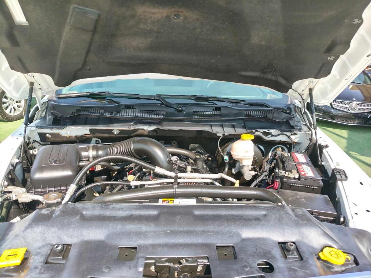 رام 1500 Bighorn Crew Cab 5.7L