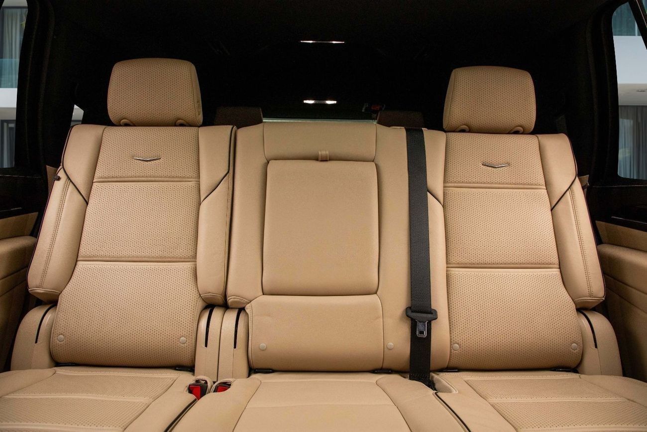 Cadillac Escalade Premium Luxury | 6,267 P.M | 0% Downpayment | Cadillac Escalade Agency Warranty!