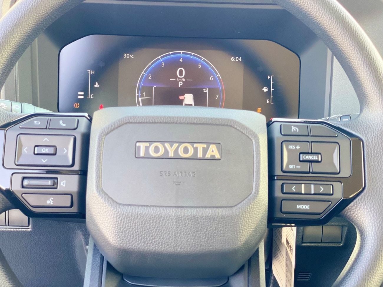 تويوتا برادو 2.4L TURBO MID A/T PETROL TO