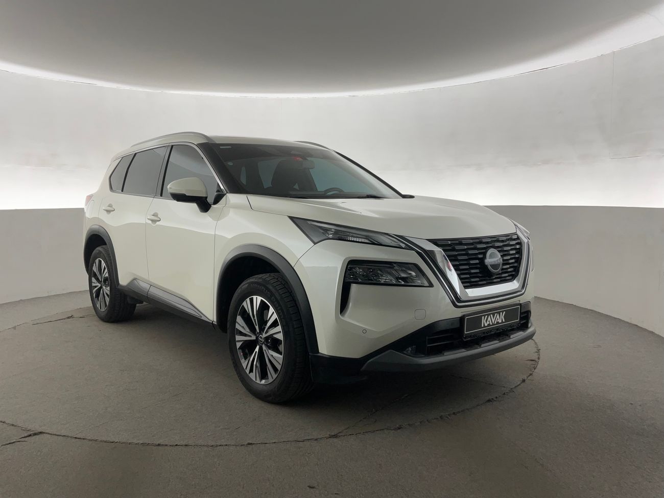 نيسان إكس تريل SV4 | National Day Celebration | شامل الضمان | 0 ﺪﻔﻋﺓ ﺃﻮﻟﻯ