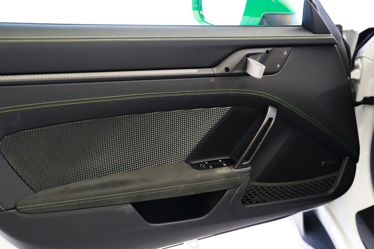 بورش 911 GT3 RS 4.0L (520 HP) Coupe