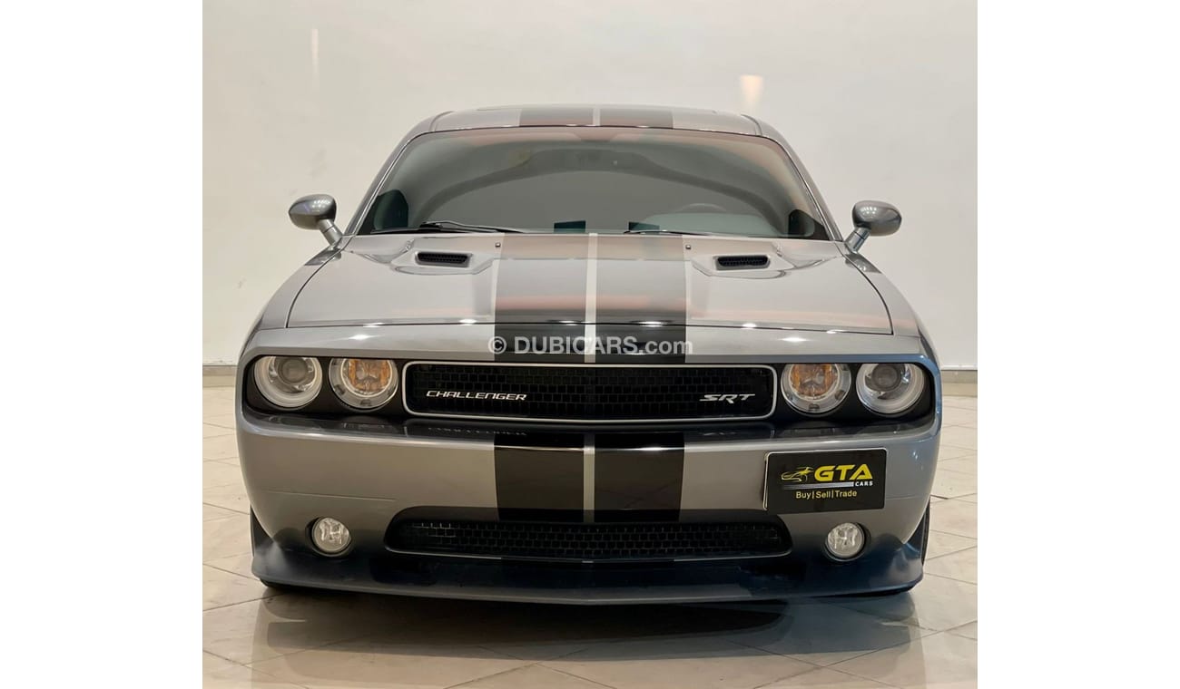 دودج تشالينجر 2012 Dodge Challenger SRT8 Scat Pack Shaker 392, Full Service History, Warranty, GCC
