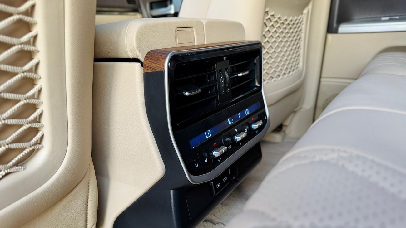 تويوتا لاند كروزر MODIFIED TO LC300 2025 MODEL | 4.0L PETROL ENGINE | LHD | AUTOMATIC TRANSMISISON | 360 VIEW CAMERA |