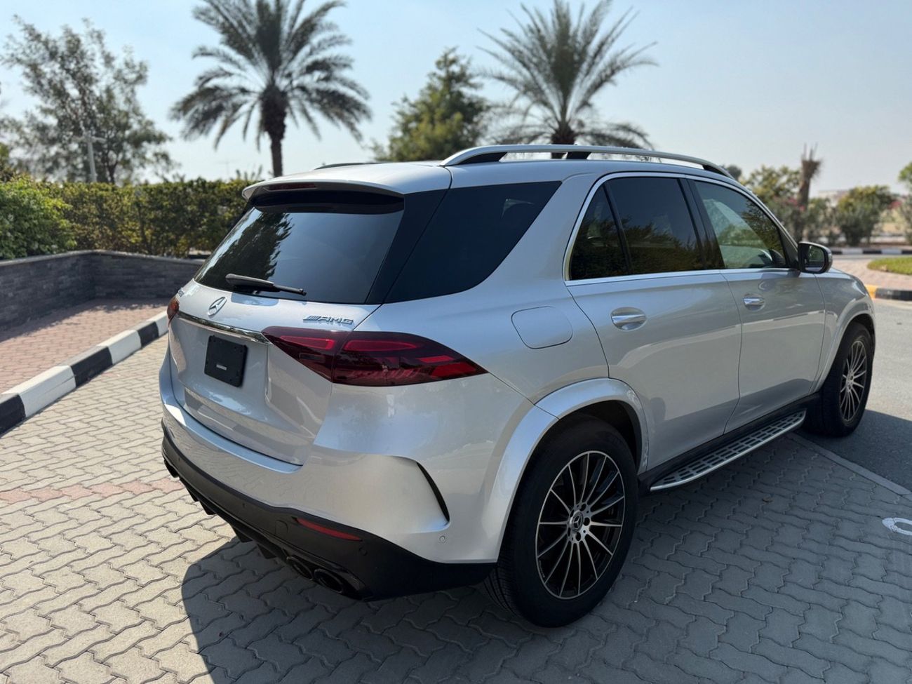 Mercedes-Benz GLE 450 Premium 3.0L (389 HP)