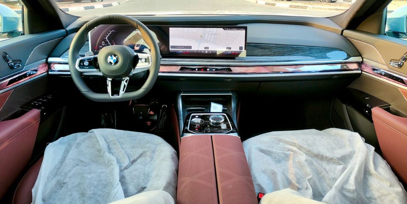 BMW 740i M SPORT Warranty & Service 2026 GCC