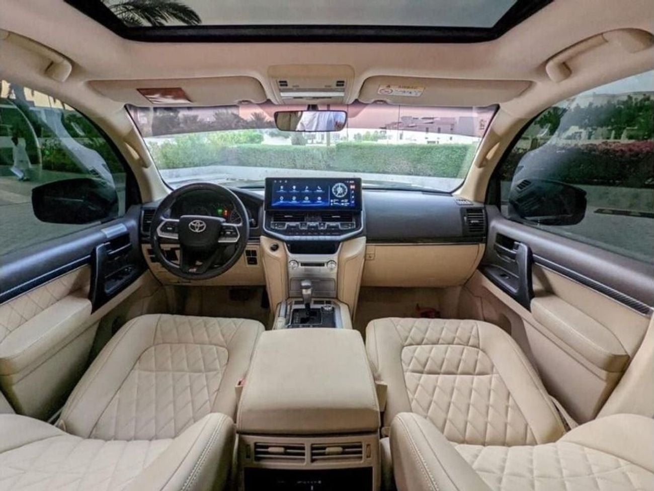 Toyota Land Cruiser Toyota landcuriser GXR V8 2016 full option Top the Range