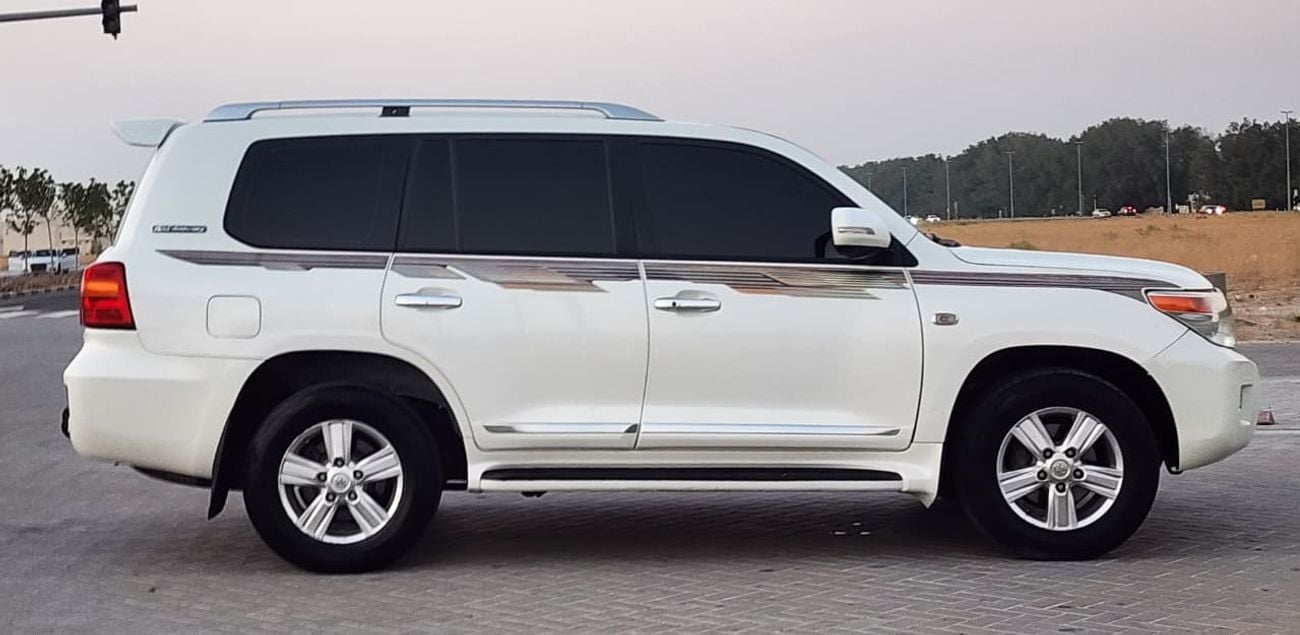 Toyota Land Cruiser GXR
