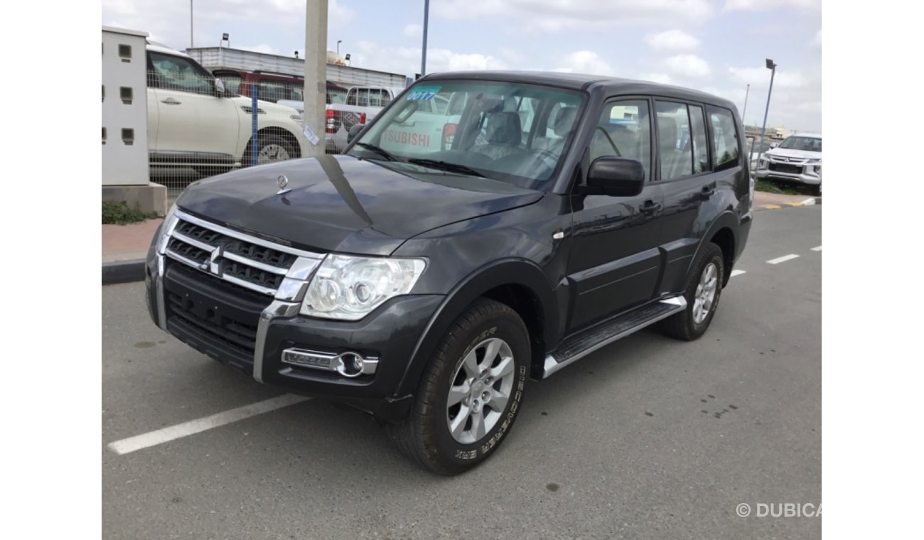 ميتسوبيشي باجيرو MITSUBISHI PAJERO 2017 GRAY COLOUR GCC SPECIFICATION