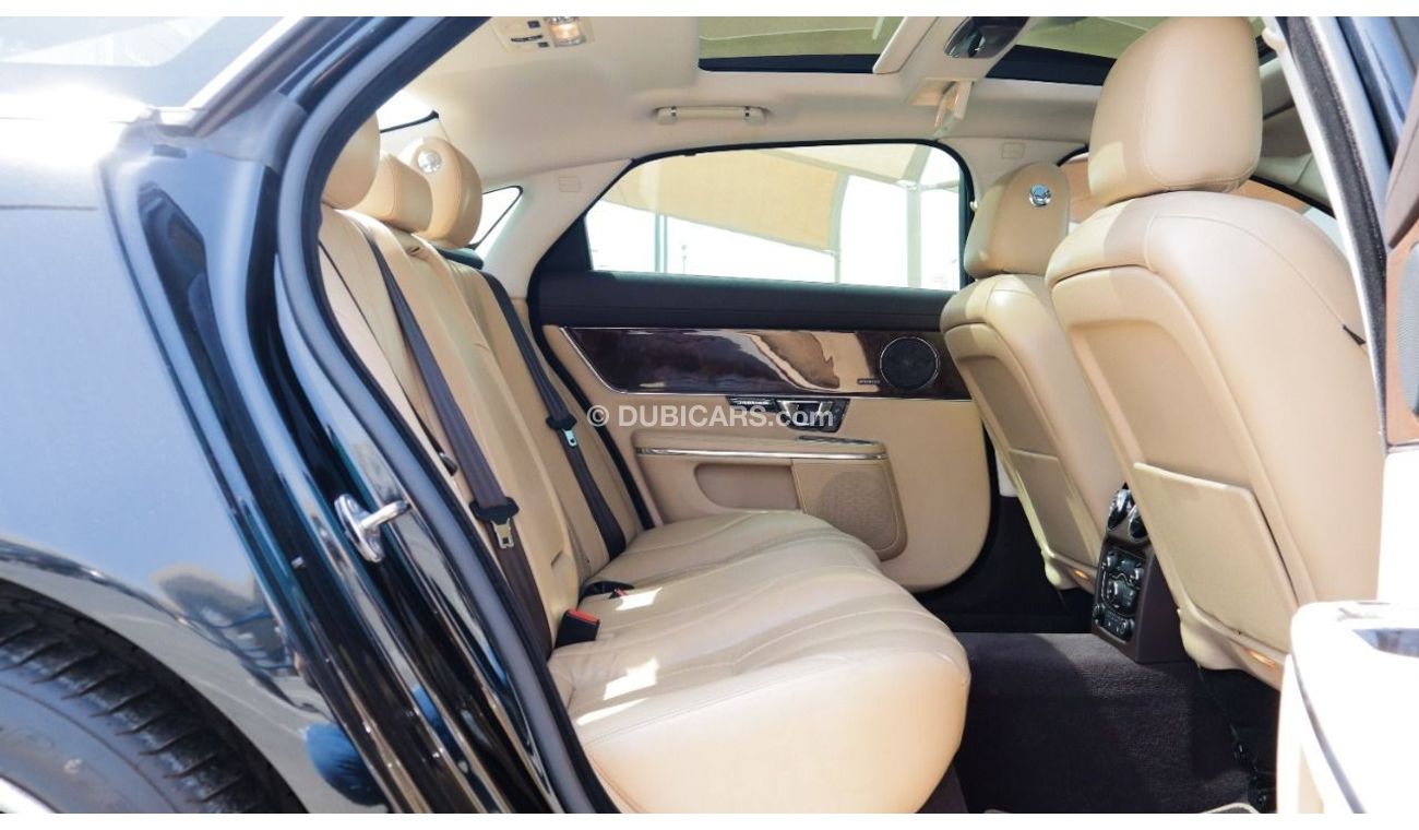 جاكوار XJ جاكوار اكس جي ال ٢٠١٥