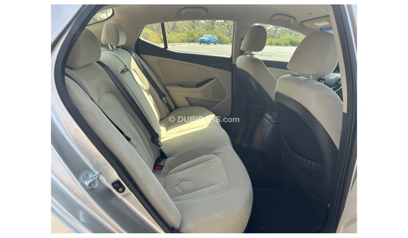 كيا أوبتيما موديل 2011  حاله ممتازه جدا من الداخل والخارج فل مواصفات