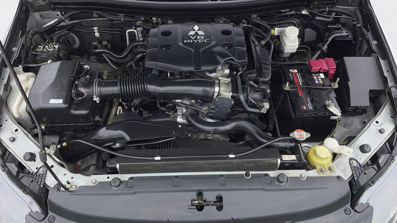 Mitsubishi Montero SIGNATURE EDITION 3 | Zero Down Payment | Free Home Test Drive