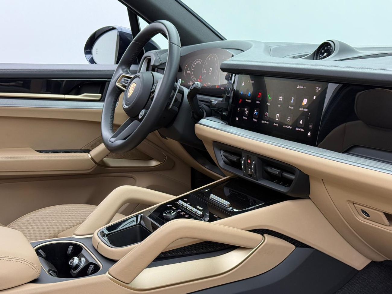 بورش كايان Base 2024 Porsche Cayenne, 2026 Porsche Warranty, Full Service History, Low Km, Excellent Condition,