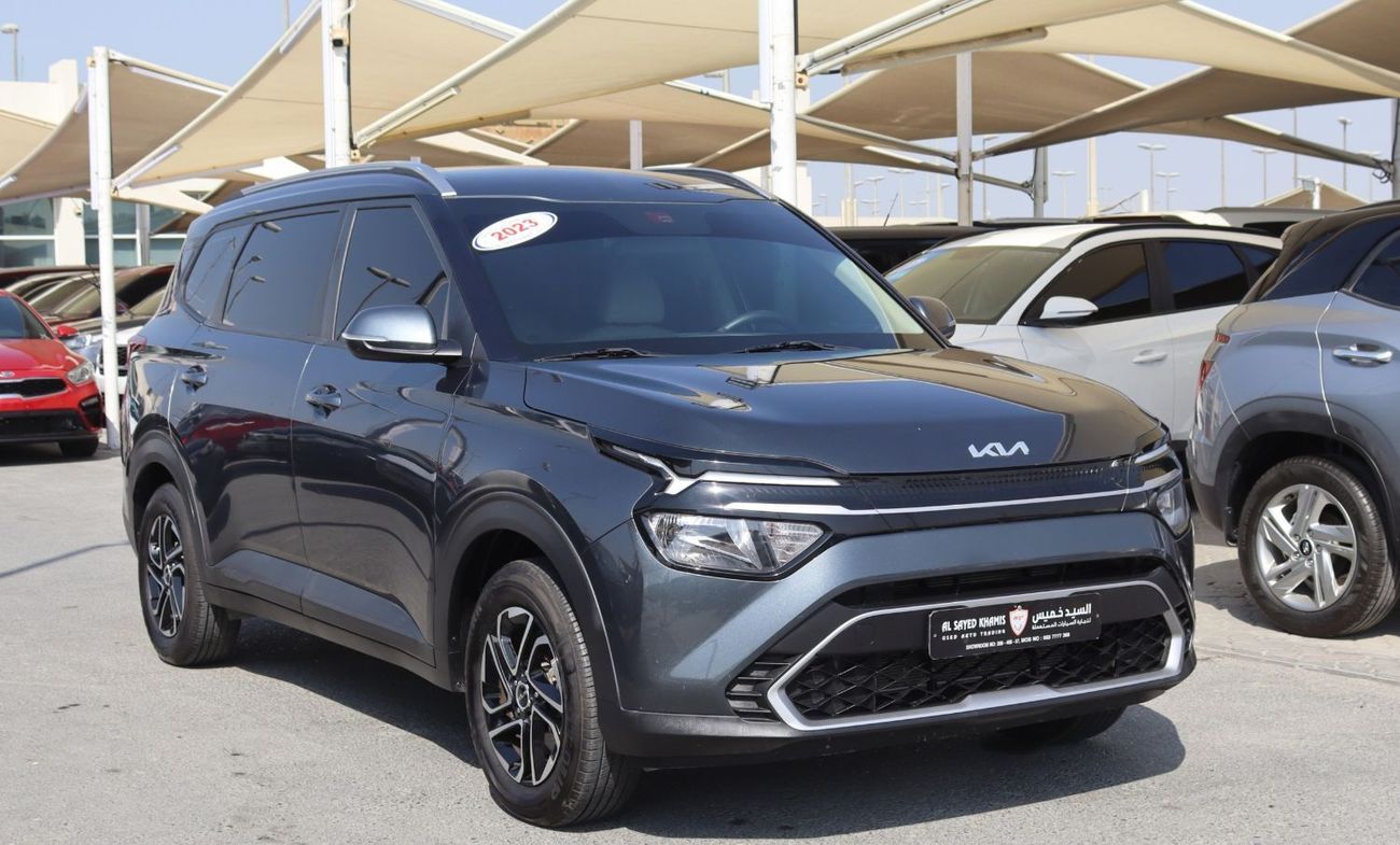 Kia Carens Smartstream 1.5L A/T 1.5L A/T -KIA CARENS 2023 - GCC - 4(V) - Accident-free -7 Seats -In excellent c